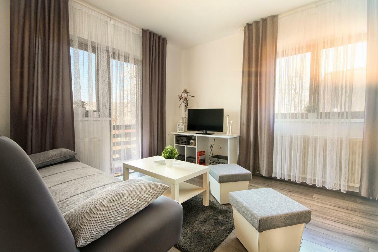 Filip Apartment Rakovica Eksteriør bilde