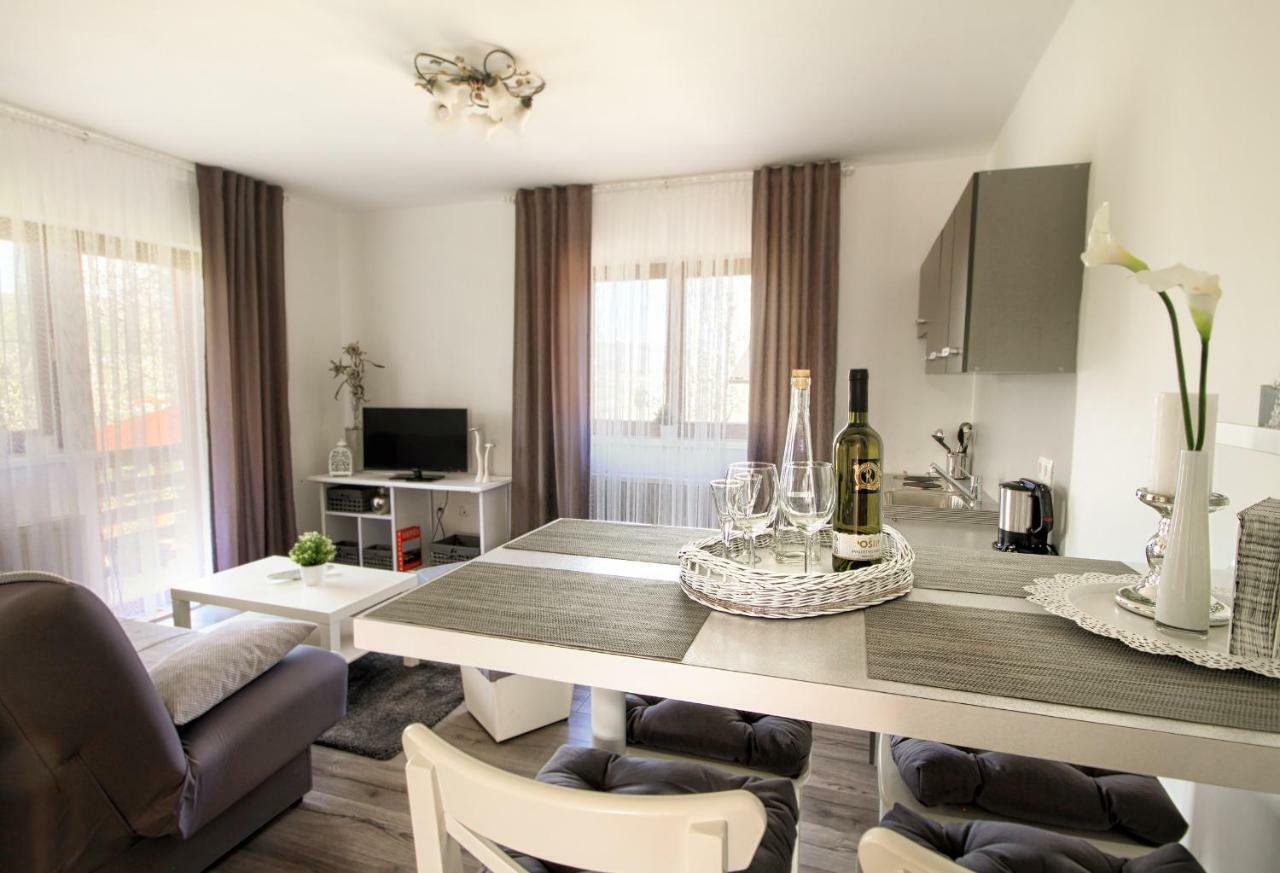 Filip Apartment Rakovica Eksteriør bilde