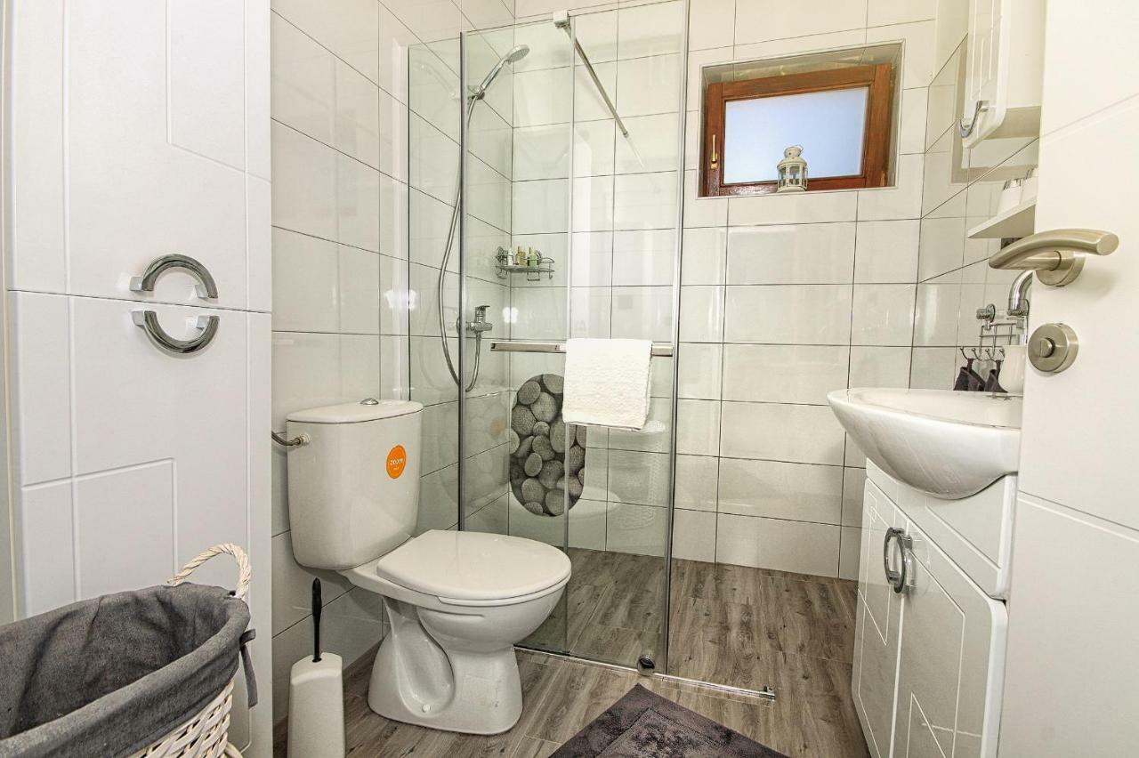 Filip Apartment Rakovica Eksteriør bilde